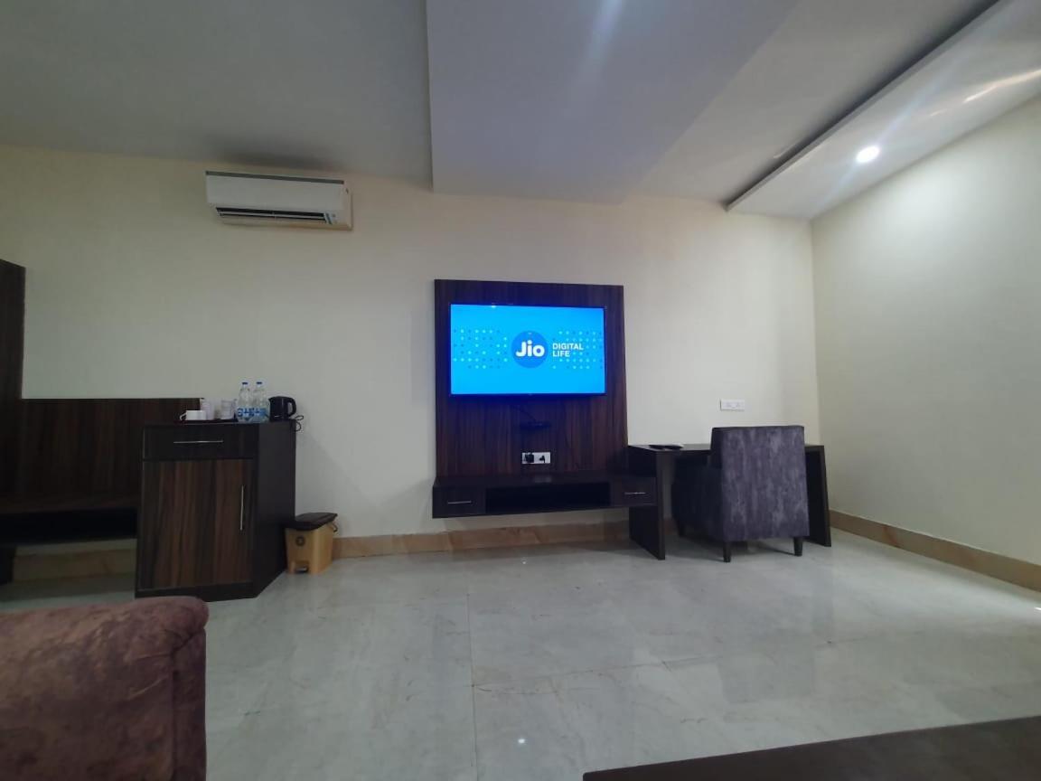 Akash Hotel Managed By Jk Hotels & Resorts Kathua Ngoại thất bức ảnh