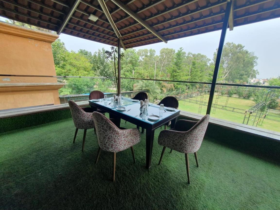 Akash Hotel Managed By Jk Hotels & Resorts Kathua Ngoại thất bức ảnh